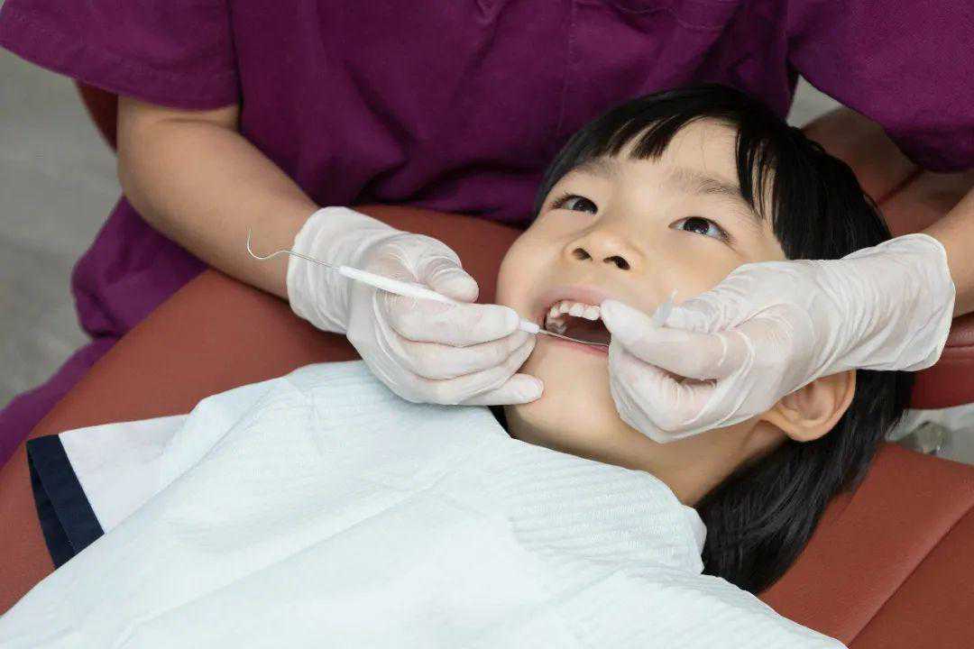 中国隐形正畸20年：微笑背后的故事