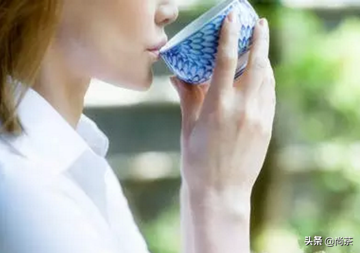 喝茶喝出牙渍牙，诚壹给你来支招