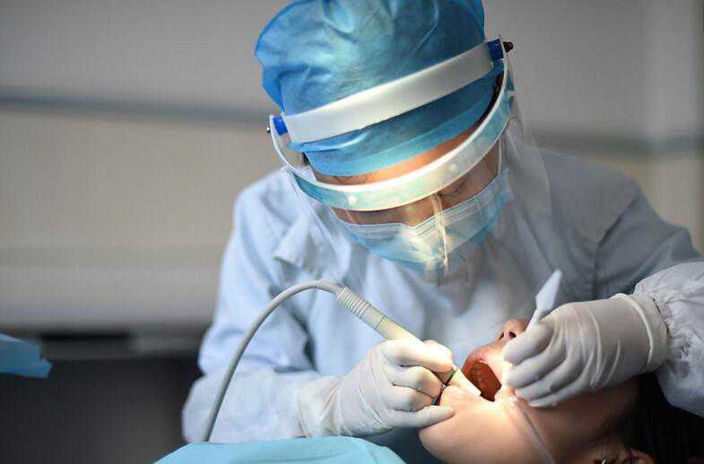 常见畸形牙矫治法