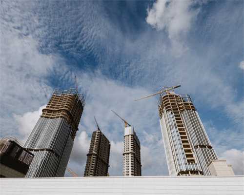 女白领网购隐形牙套矫正龅牙，结果佩戴后牙髓坏死