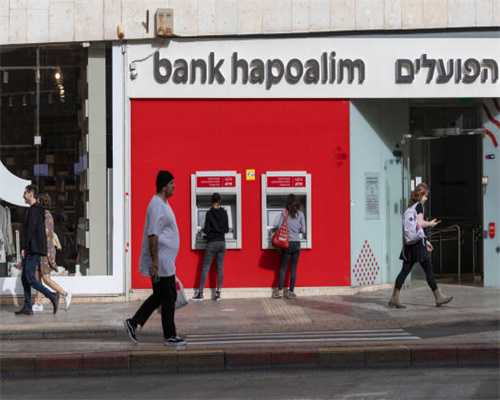 明星“烤瓷牙”有多可怕？嘴凸显老，嘴包不住牙，演戏没法看