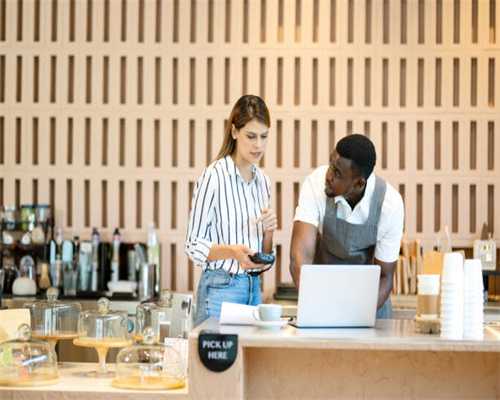 什么样的牙才需要“整”？7张动图对比整牙前后！